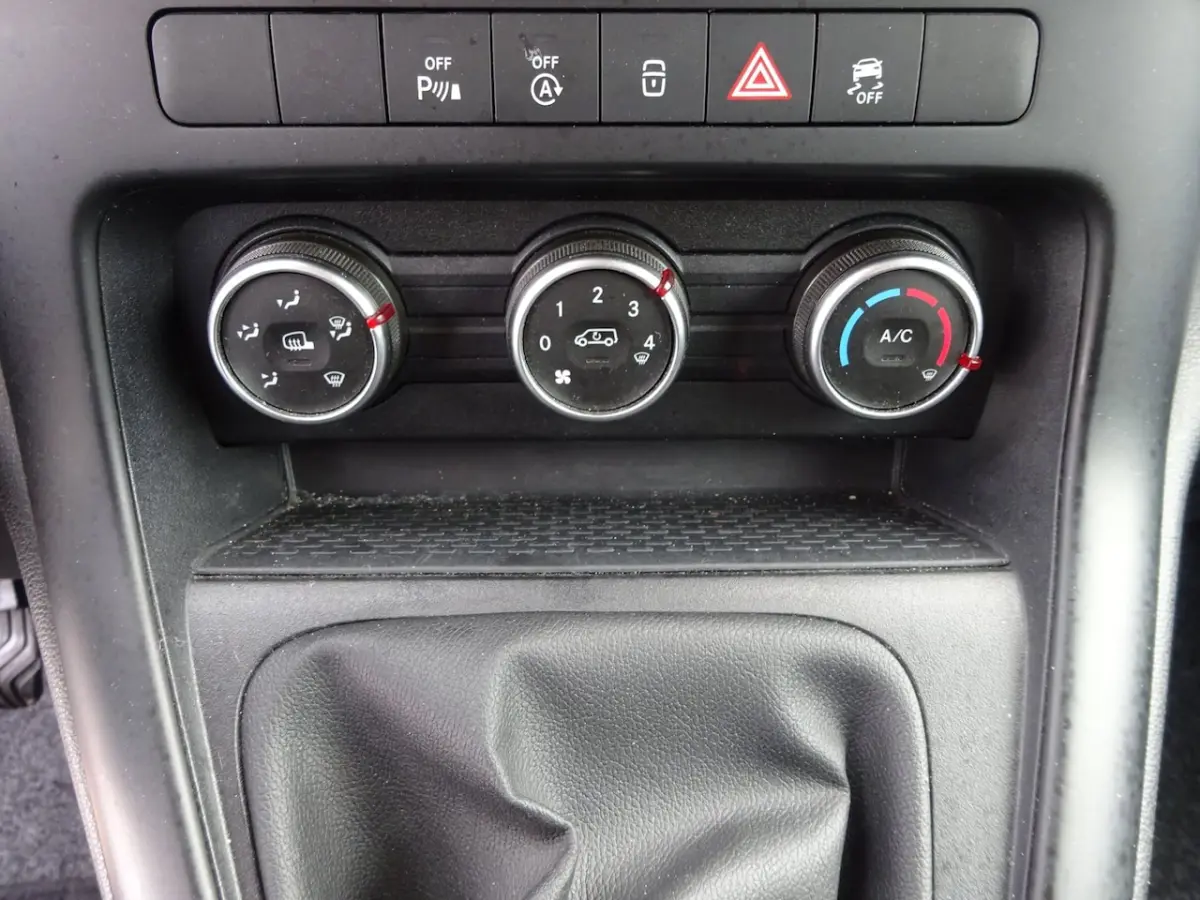 108 CDI L1 Pro MBUX AIRCO CRUISE CONTROL NAVIGATIE