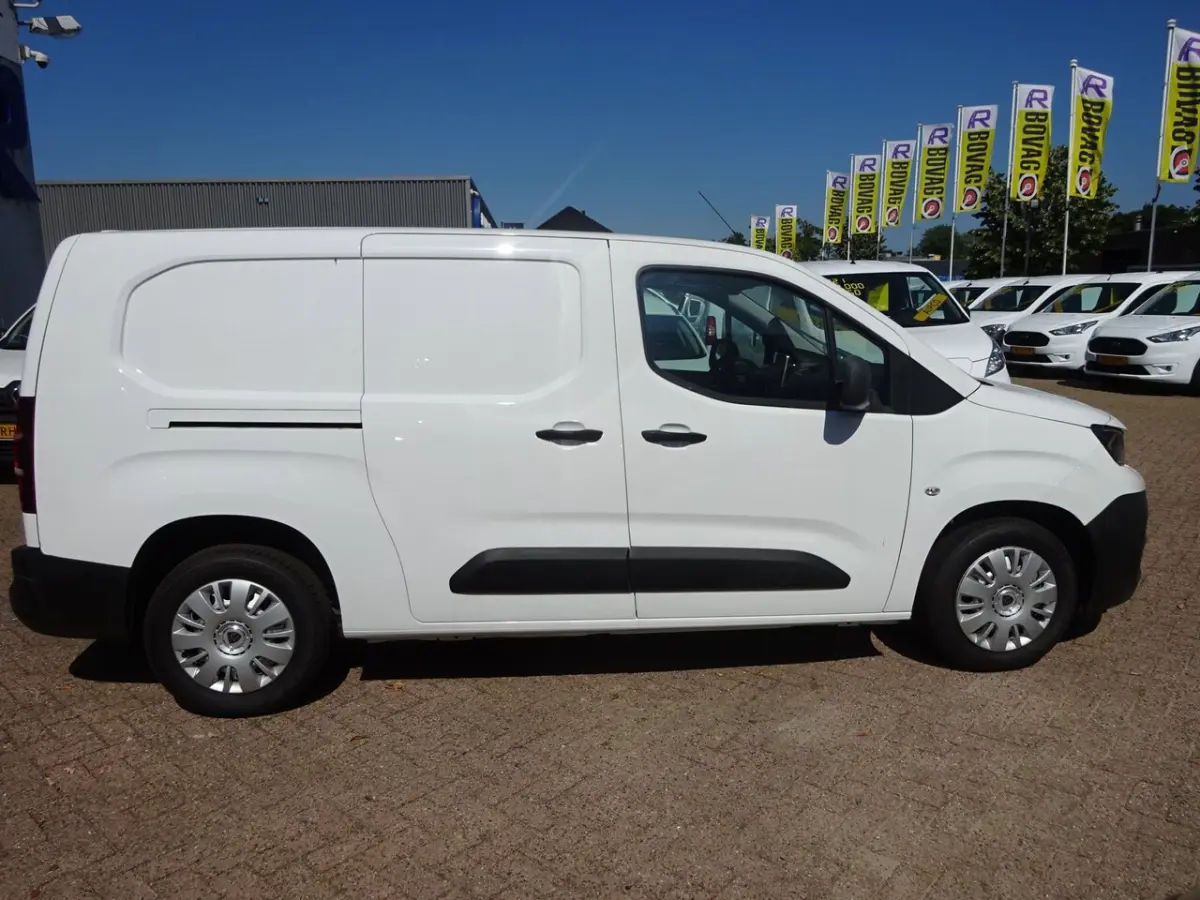 1.6 BlueHDI Premium Long 100 PK AIRCO NAVI DAB CRUISE