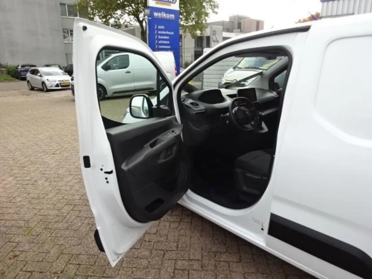 1.6 BlueHDI Premium Long 100 PK AIRCO NAVI DAB CRUISE