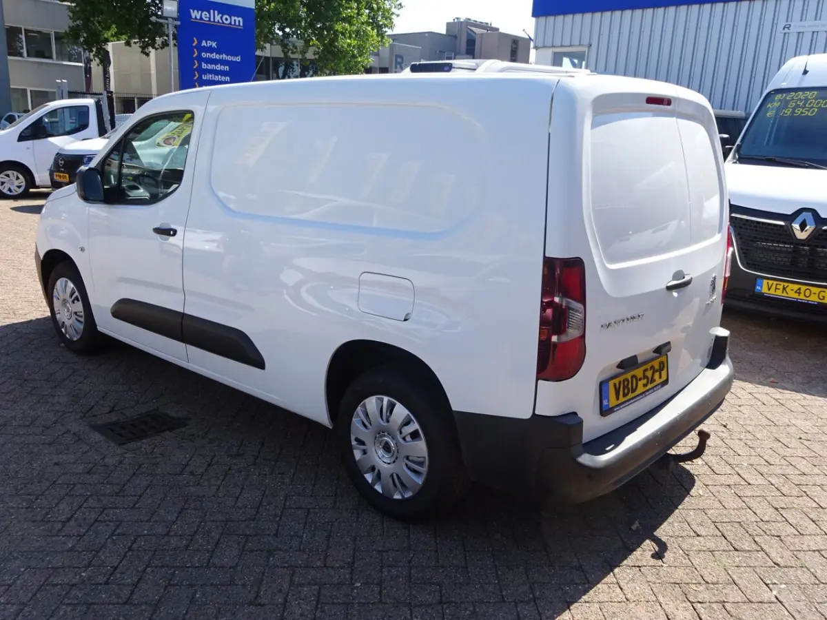 1.6 BlueHDI Premium Long 100 PK AIRCO NAVI DAB CRUISE