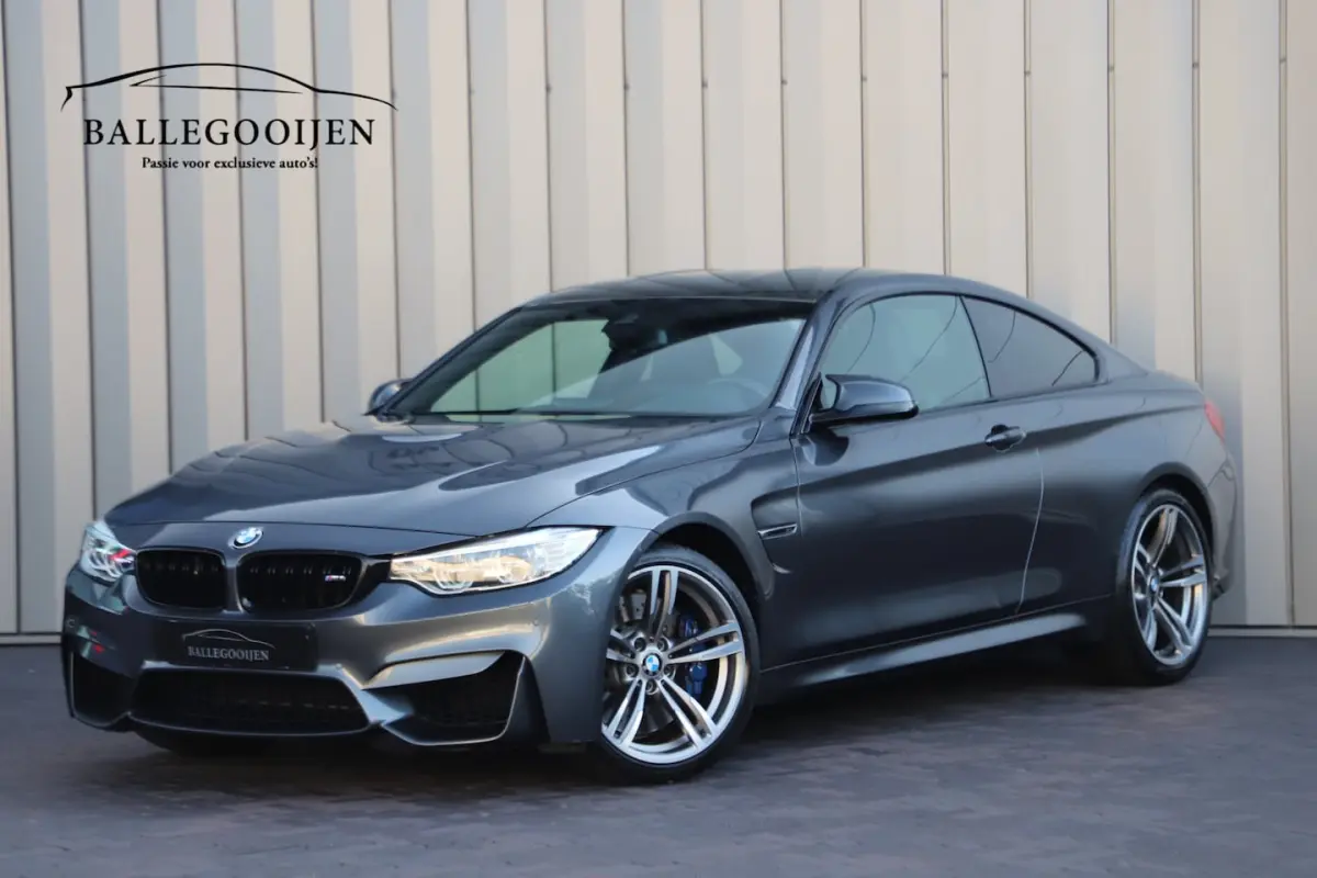 M4 | 431PK | Head-up | Keyless-go | Carbon | Schaalstoelen | Memory | Carplay | Stoelverwa