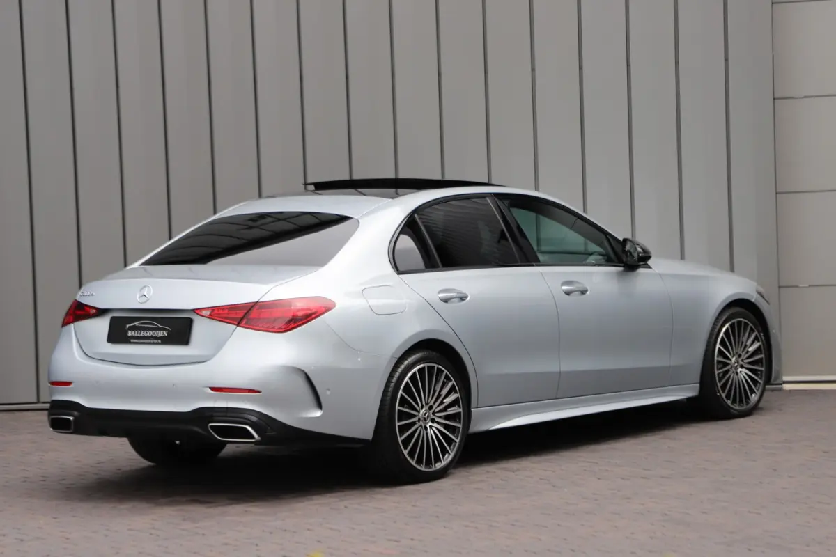 300e AMG | 313PK | Pano | Head-up | Keyless-go | Memory | Leder | Digital-light | Stoelver