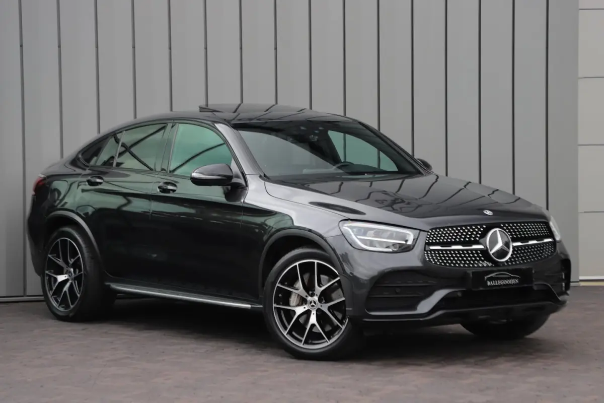 300 AMG 4-Matic | 258PK | Schuifdak | Trekhaak | Led | Carplay | Distronic | Leder | Stoel