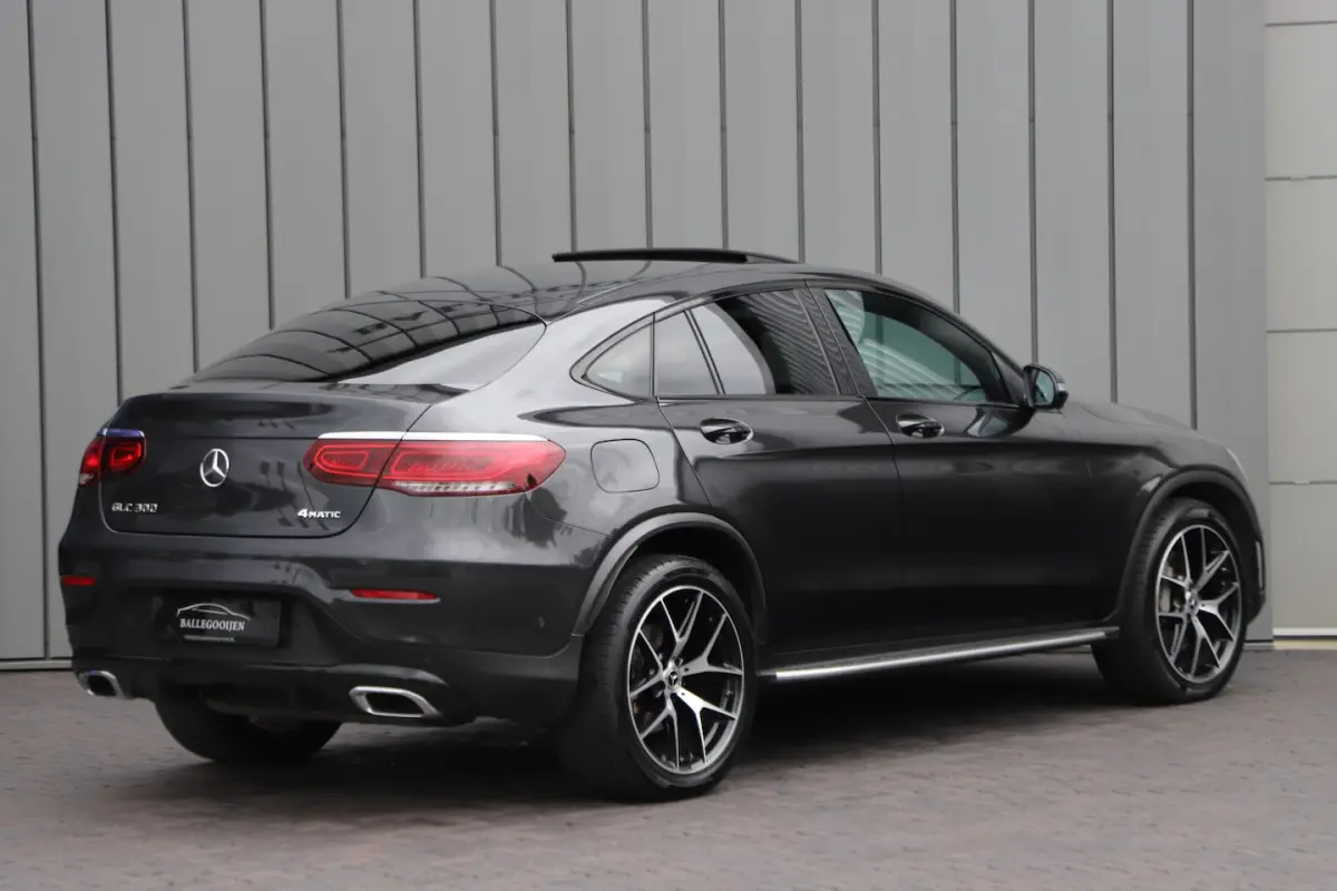 300 AMG 4-Matic | 258PK | Schuifdak | Trekhaak | Led | Carplay | Distronic | Leder | Stoel