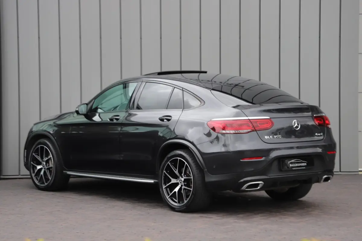 300 AMG 4-Matic | 258PK | Schuifdak | Trekhaak | Led | Carplay | Distronic | Leder | Stoel