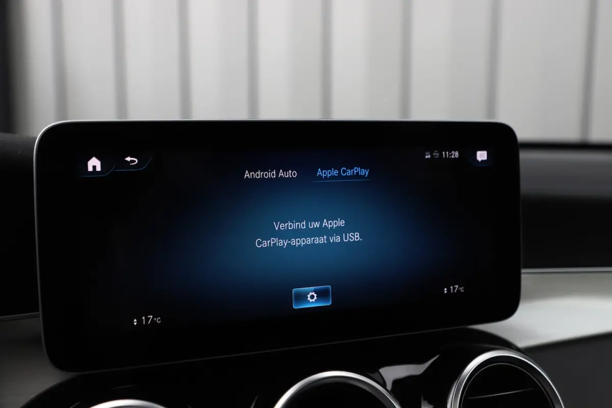 300 AMG 4-Matic | 258PK | Schuifdak | Trekhaak | Led | Carplay | Distronic | Leder | Stoel