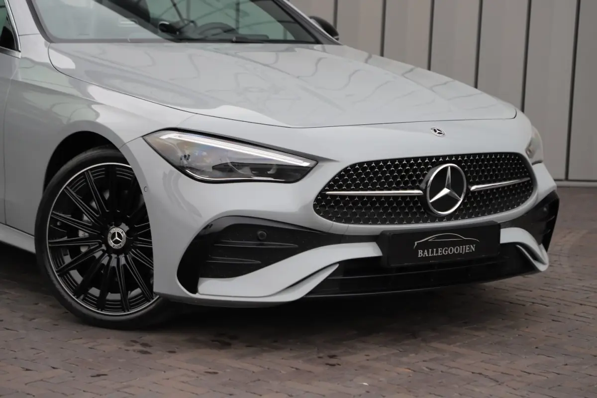 200 AMG | 204PK | Keyless-go | Sfeerverlichting | Airscarf | Acc | Stuurwielverwarming | L