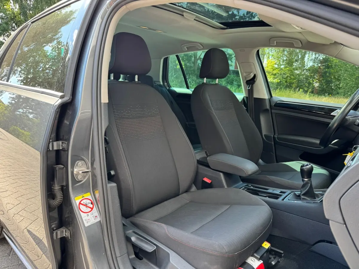 1.4 TSI R-Line Navi, Pano, Camera, Adaptive Cruise, Stoel/Stuurverwarming