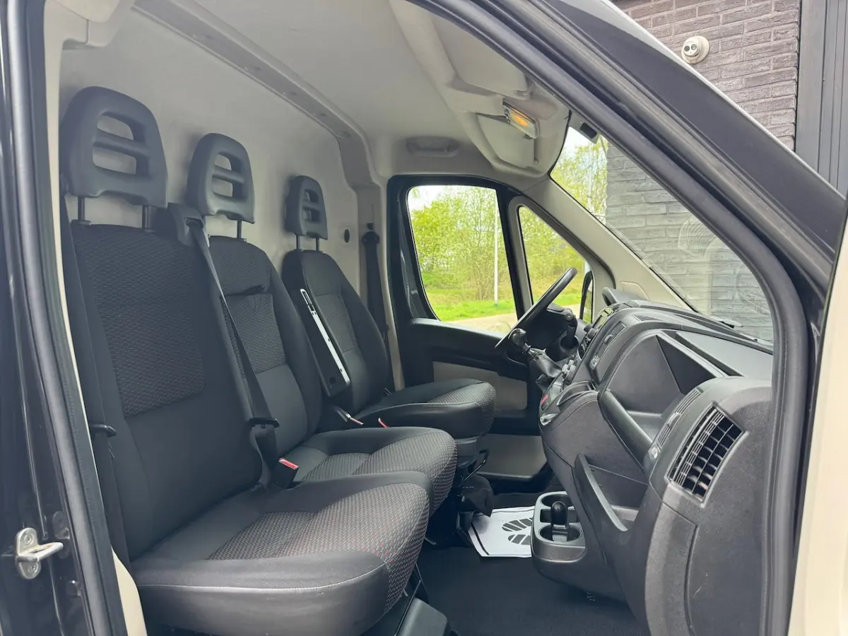330 2.0 BlueHDI L1H1 Premium Pack 2x Schuifdeur, Navi, Camera, Cruise, NAP
