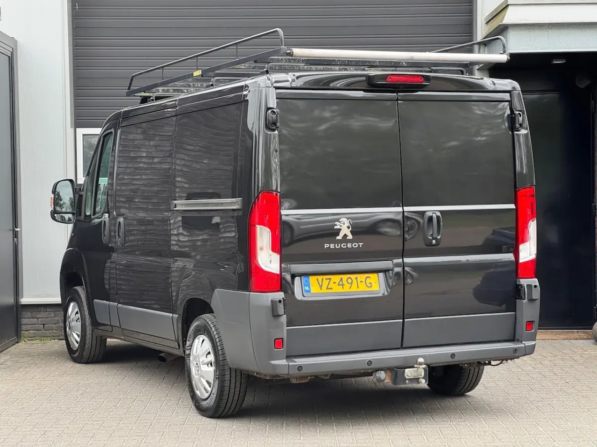 330 2.0 BlueHDI L1H1 Premium Pack 2x Schuifdeur, Navi, Camera, Cruise, NAP