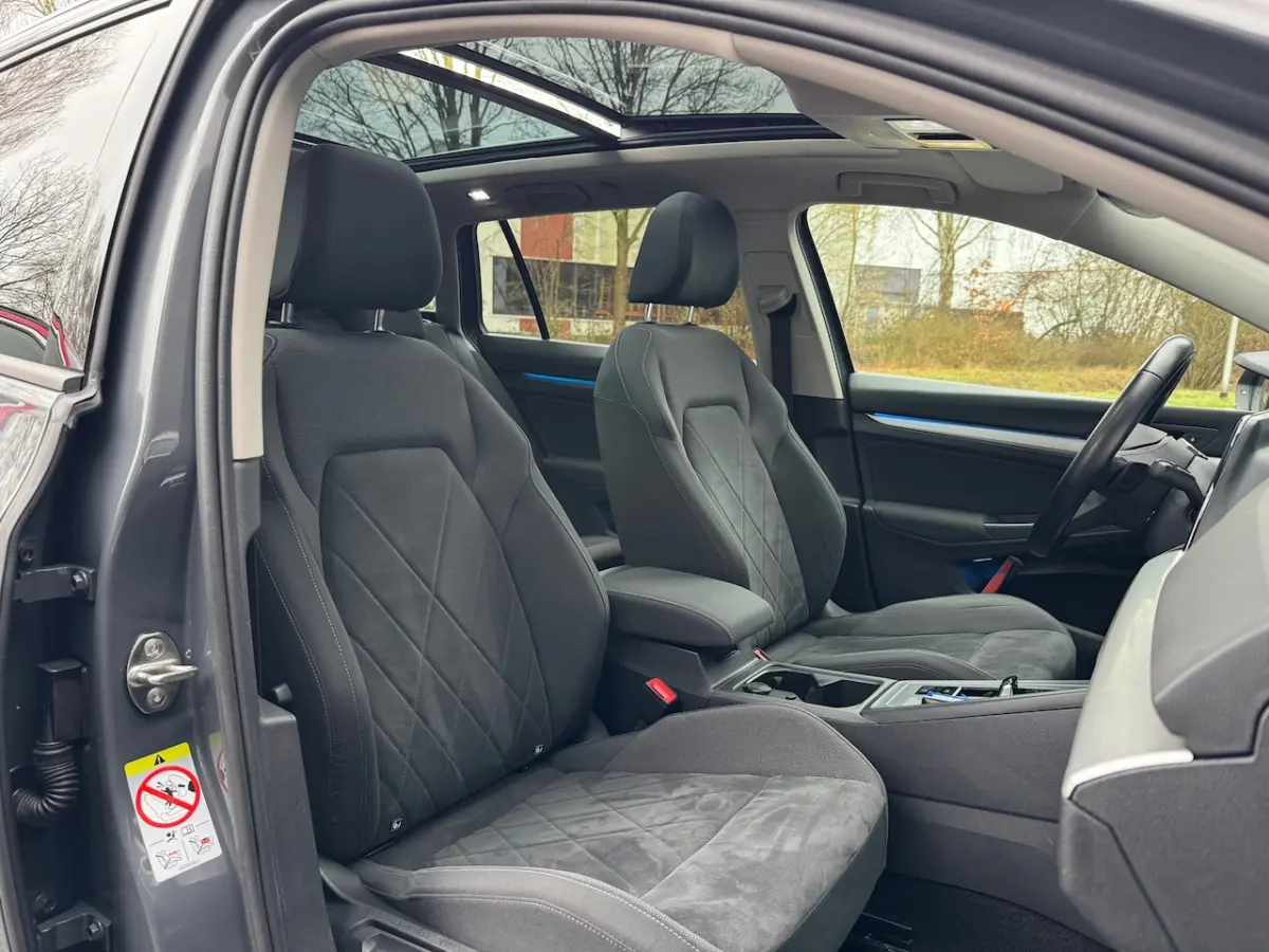 1.0 eTSI DSG Life Pano, Adaptive Cruise, Keyless, Dodehoek, Camera