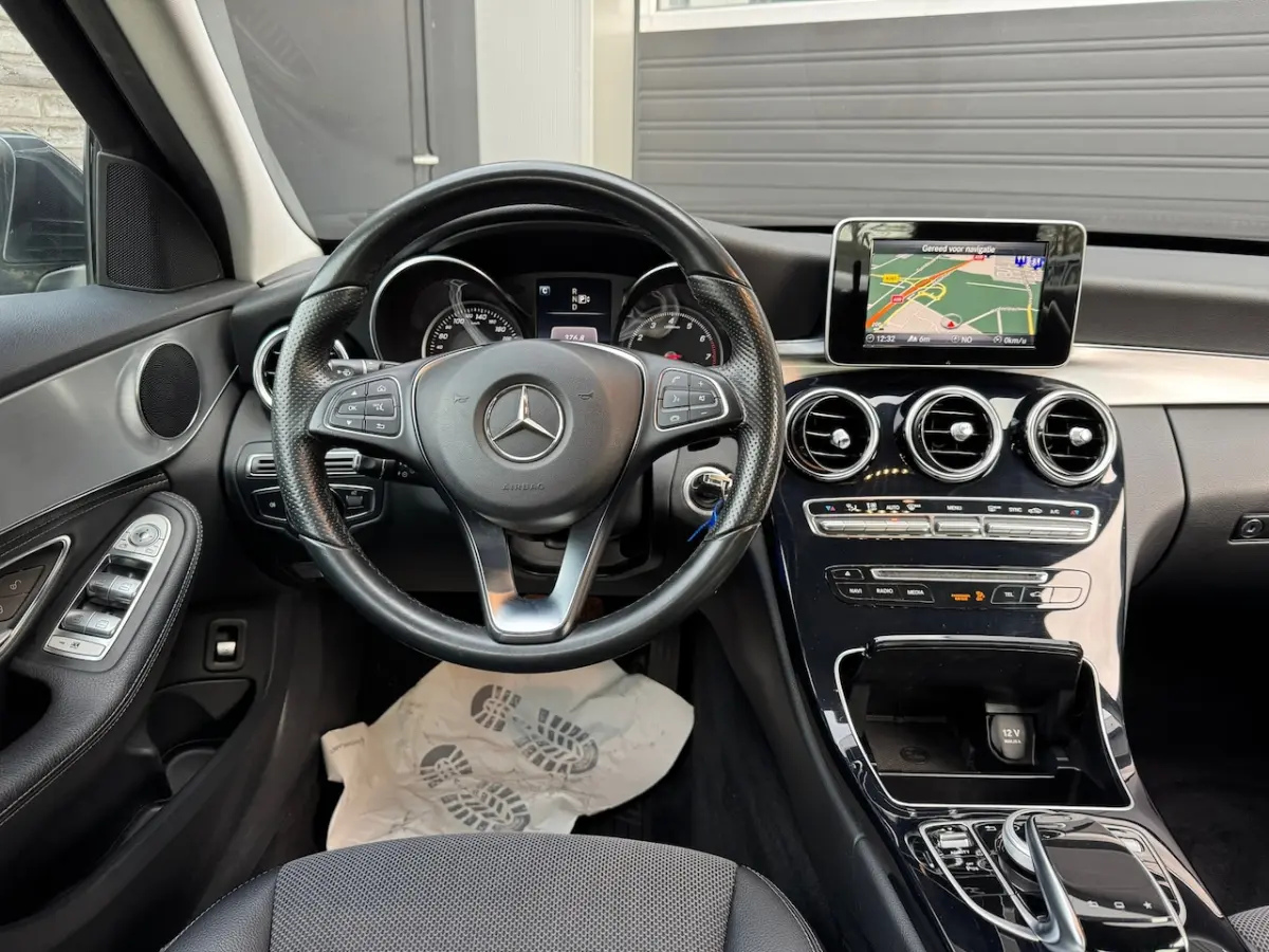 180 Ambition Xenon/Led, Navi, Cruise, Climate Control, NAP