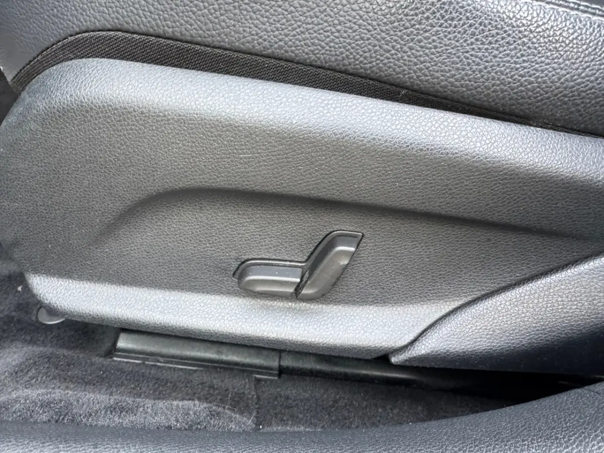 180 Ambition Xenon/Led, Navi, Cruise, Climate Control, NAP
