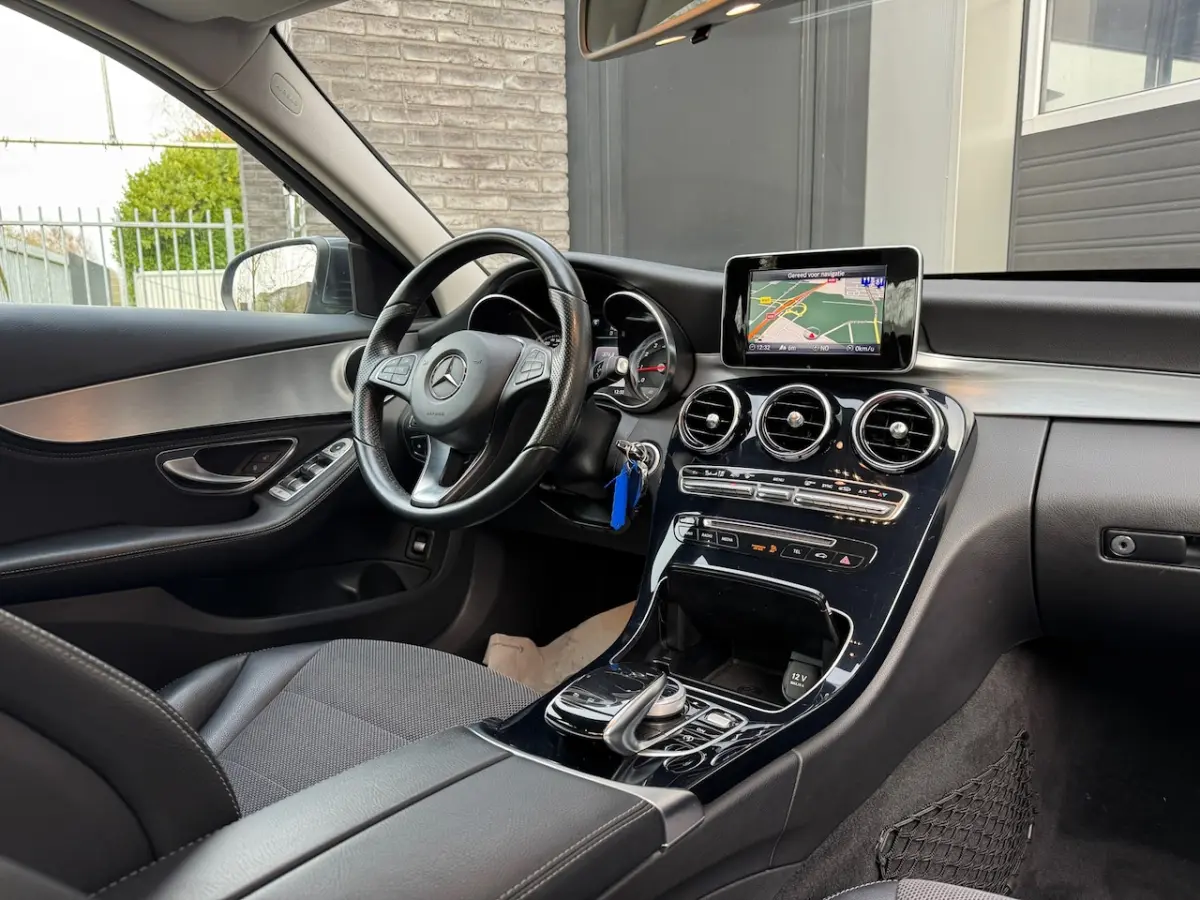 180 Ambition Xenon/Led, Navi, Cruise, Climate Control, NAP