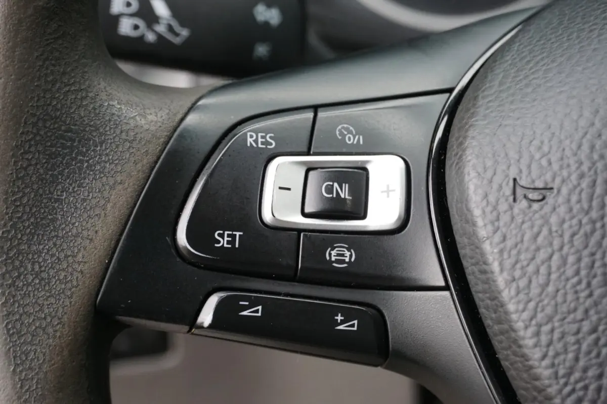 35 2.0 TDI L4H3 DC DSG Carplay Cruise Cam