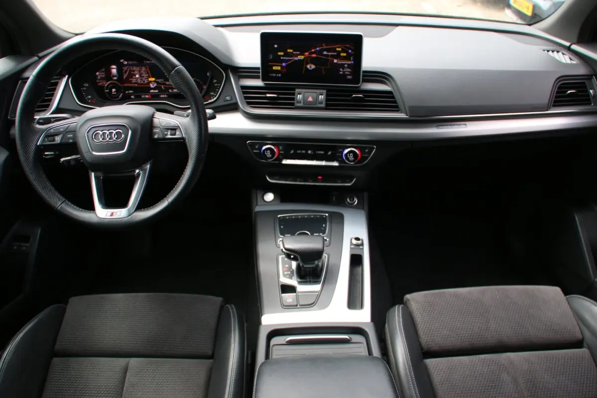 55 TFSI e quattro Competition PANO-DAK