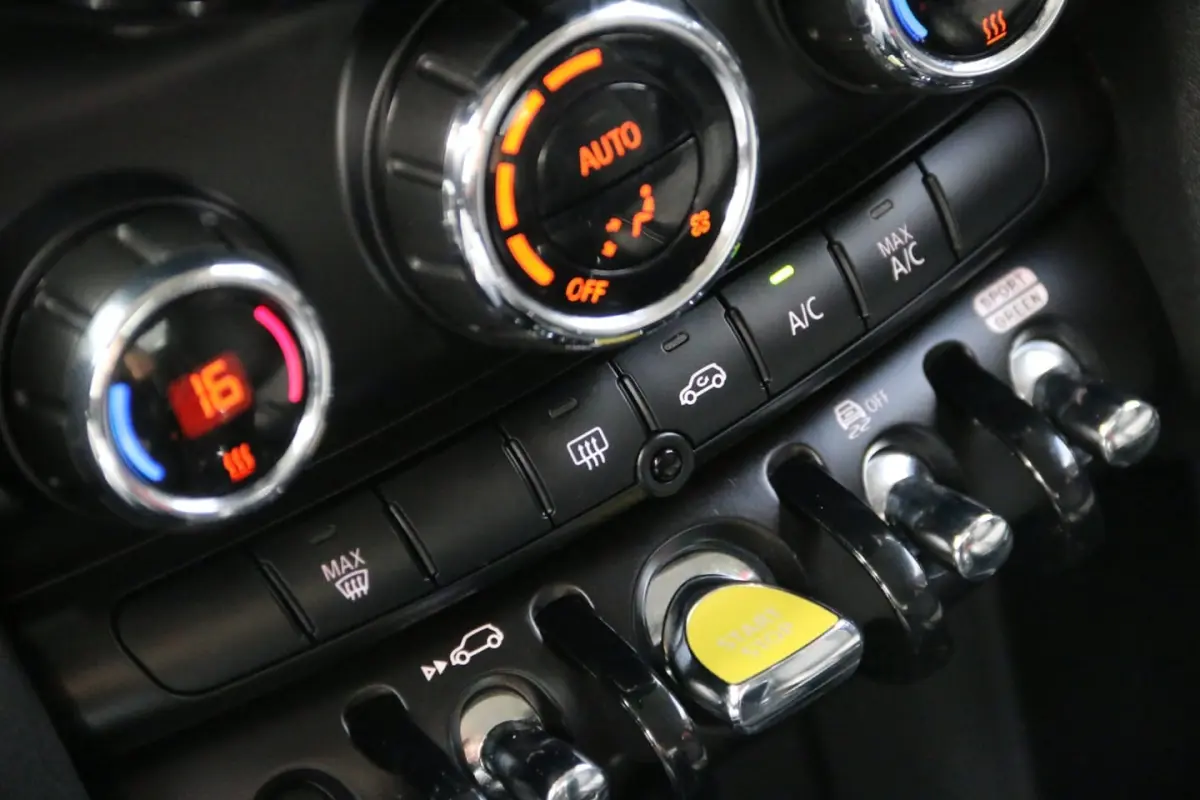 Business Edition 33 kWh SOH 95, 4%