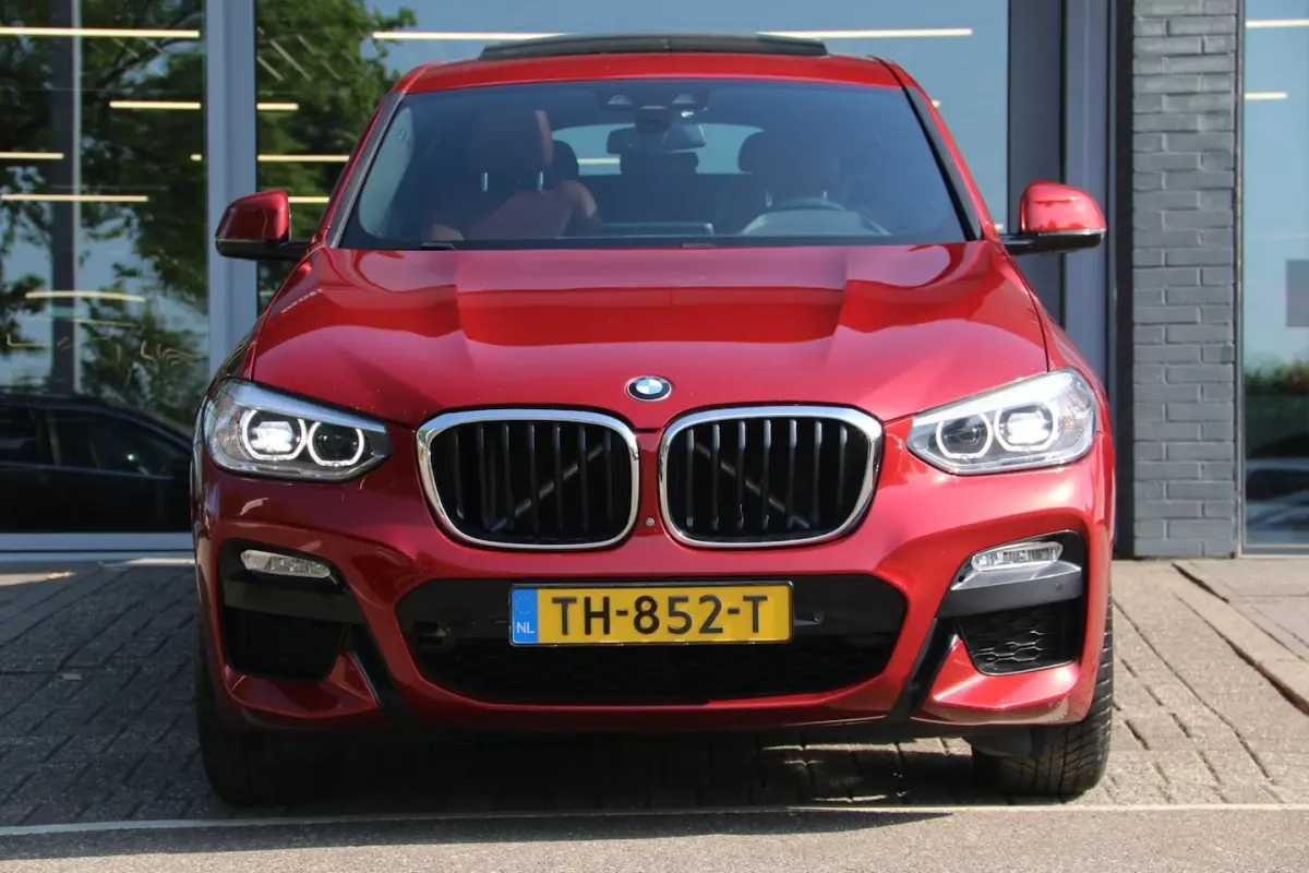 XDrive20i High Executive M-PAKKET PANO-DAK