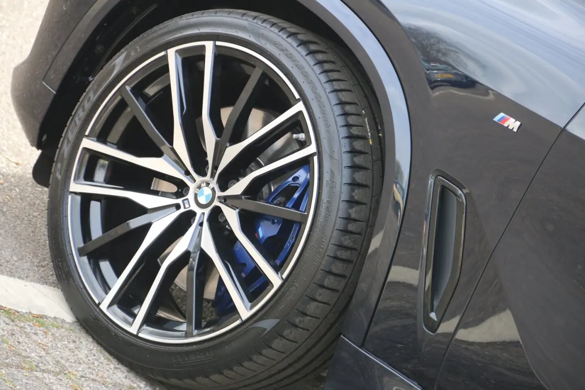 XDrive40i High Executive 7p. M-PAKKET PANO-DAK NL-AUTO NAP