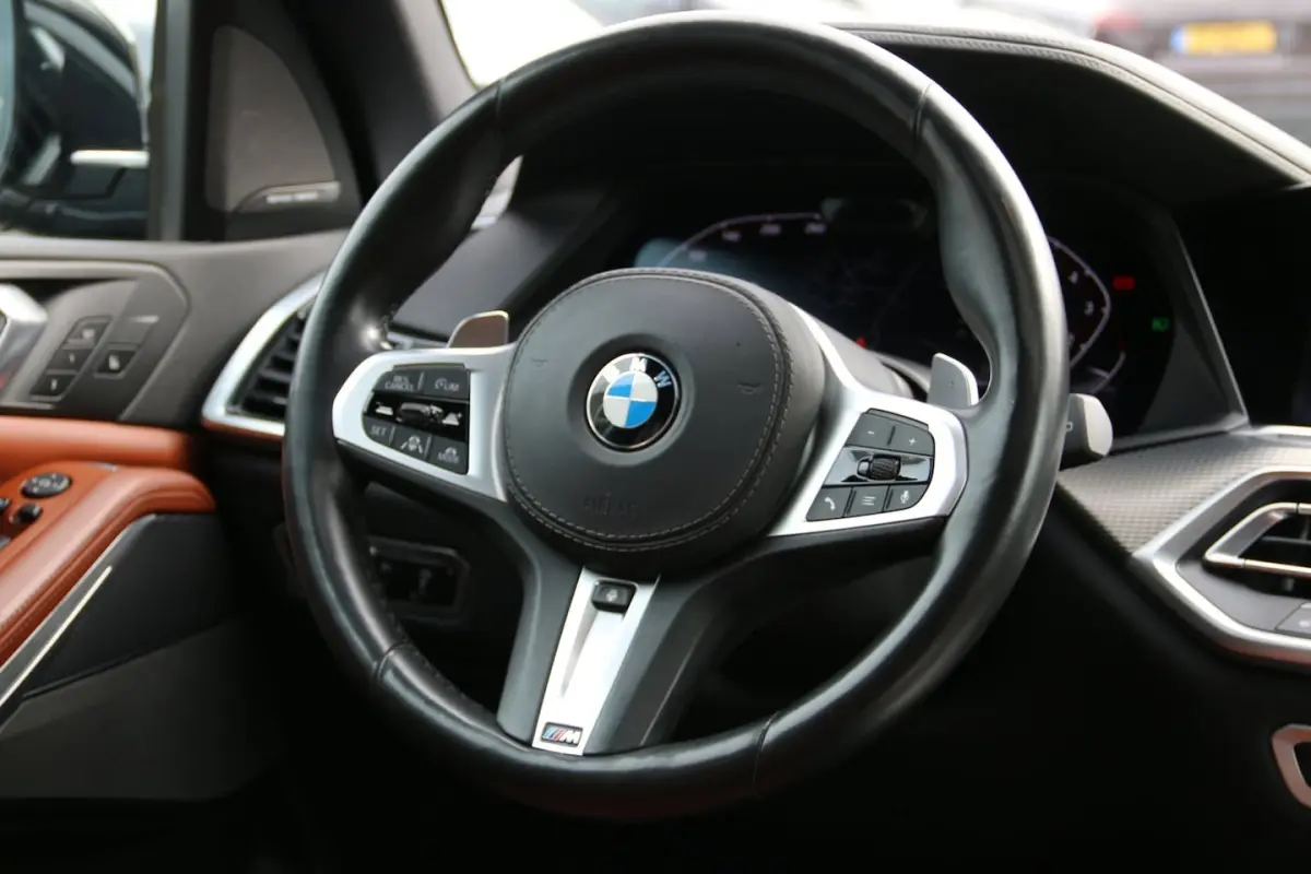 XDrive40i High Executive 7p. M-PAKKET PANO-DAK NL-AUTO NAP