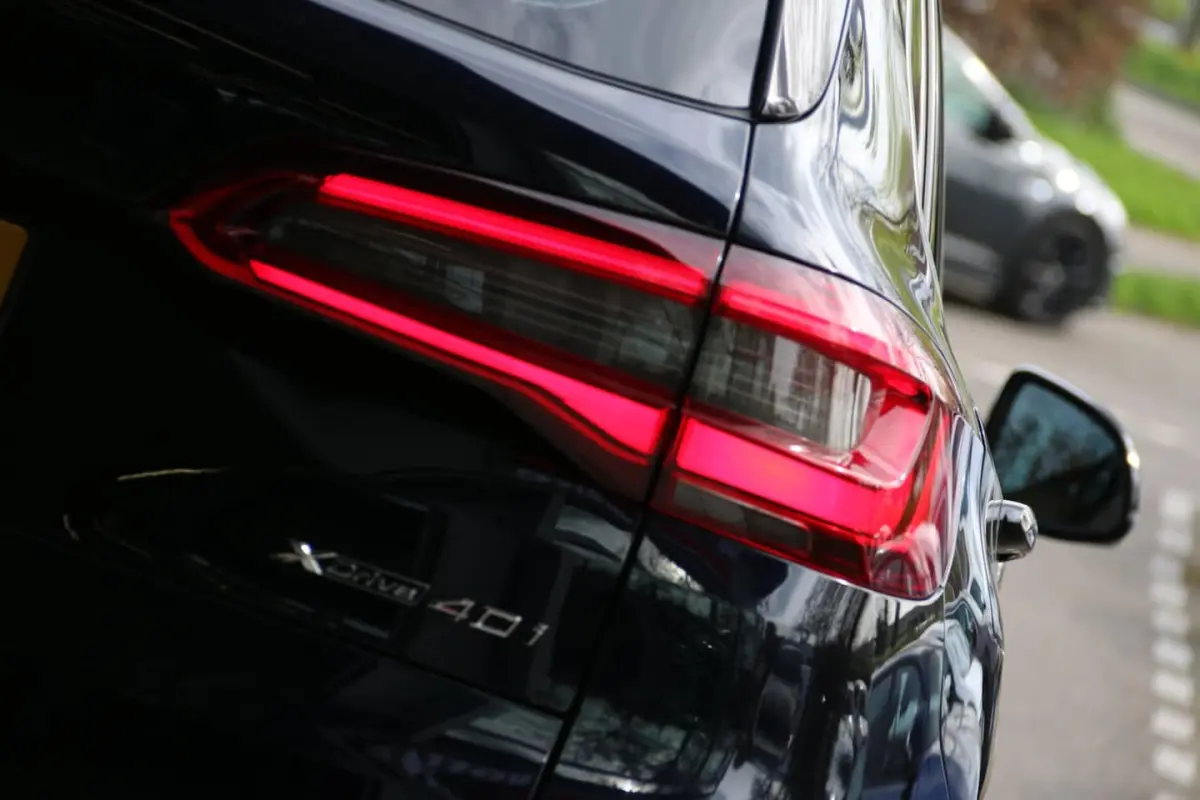 XDrive40i High Executive 7p. M-PAKKET PANO-DAK NL-AUTO NAP