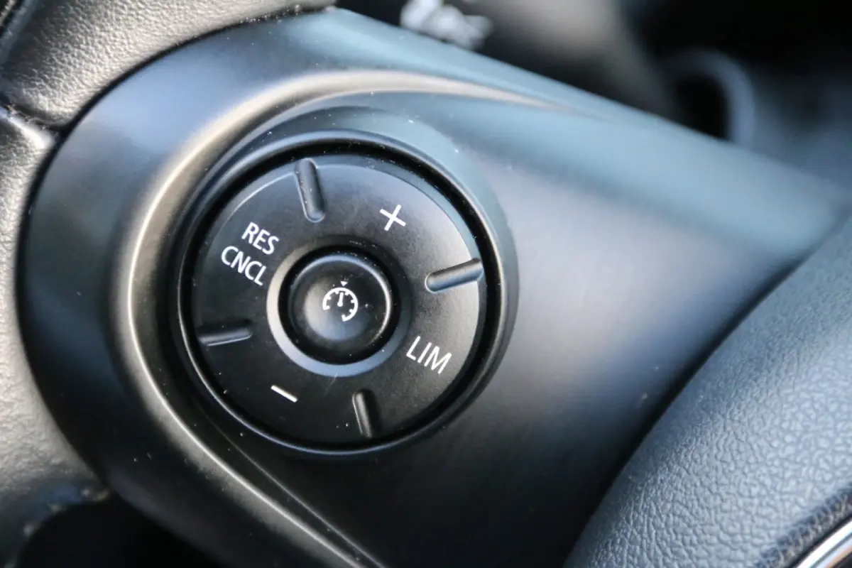 1.5 Cooper Serious Business DEALER OND. NL AUTO NAP