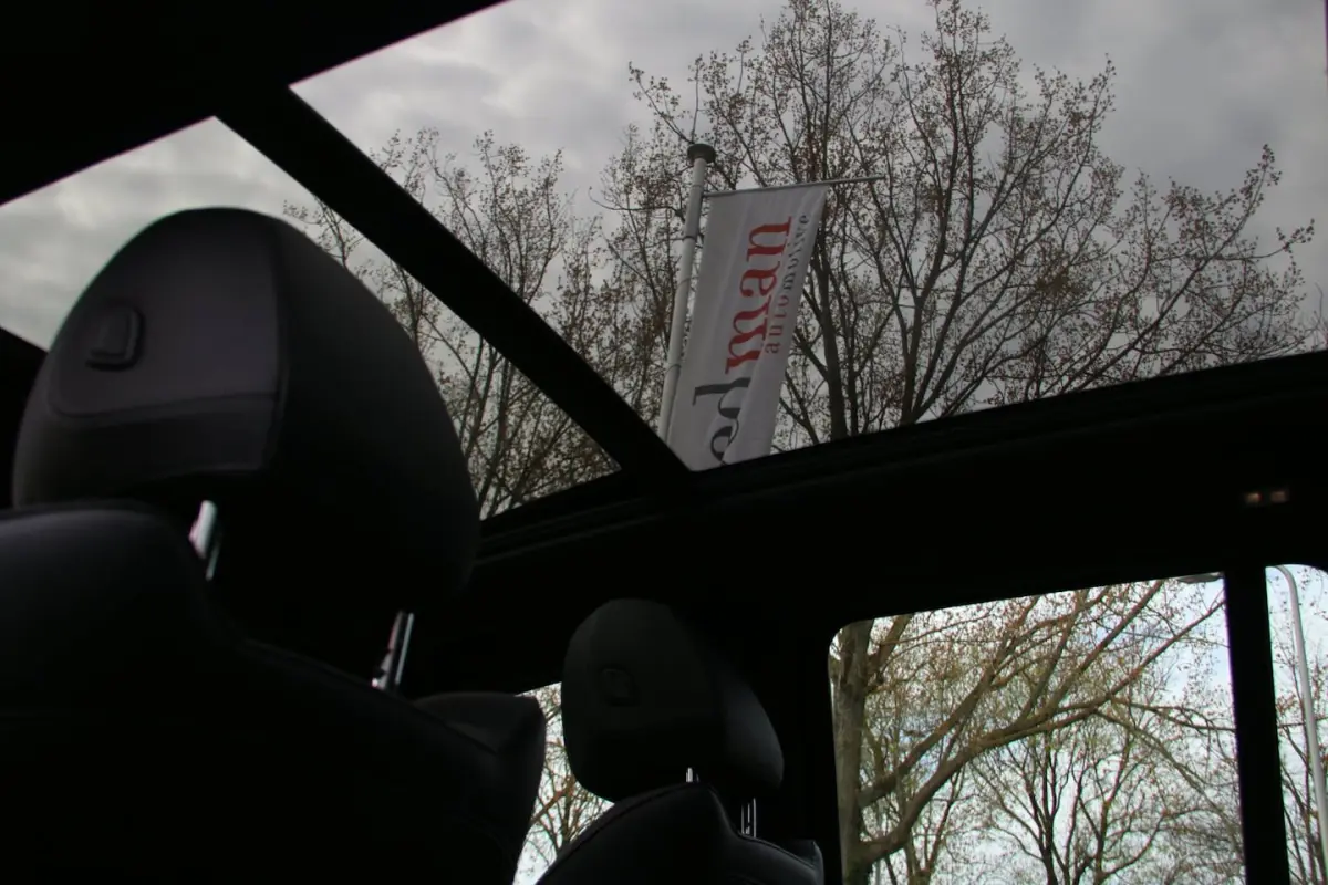 XDrive20d High Executive DEALER OND. NL-AUTO PANO-DAK VOL