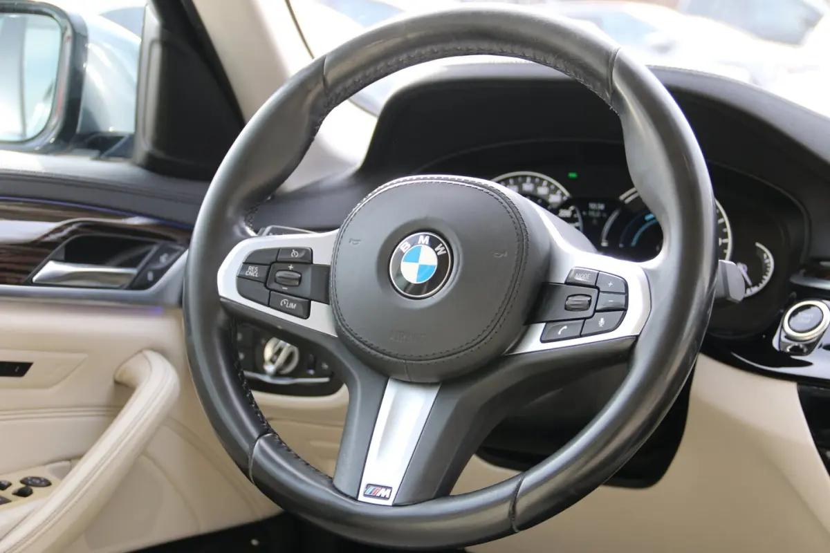 530e iPerformance High Executive