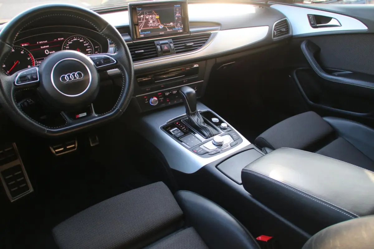 1.8 TFSI ultra Advance Sport DEALER OND. NL-AUTO