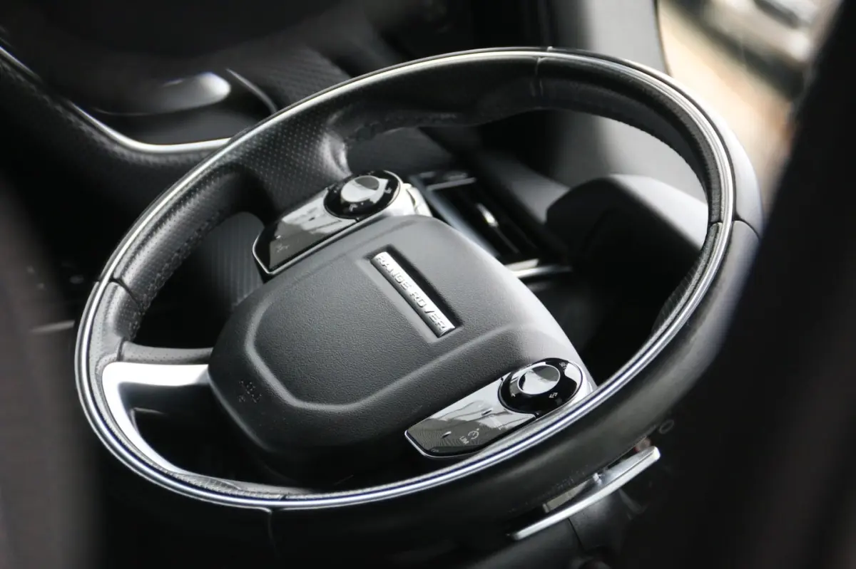 3.0 V6 AWD R-Dynamic HSE LUCHTVERING VOL