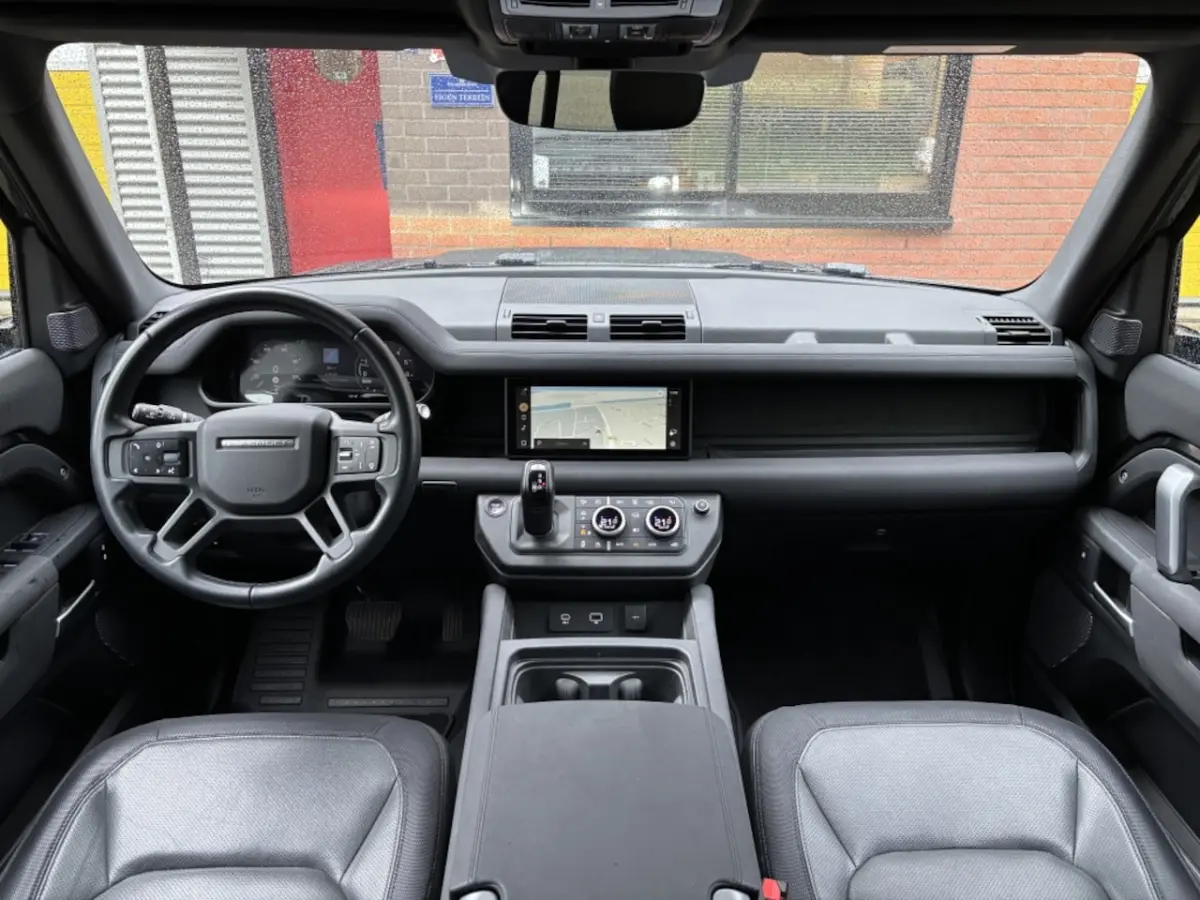 P400e X-Dynamic Panorama Trekhaak 22"