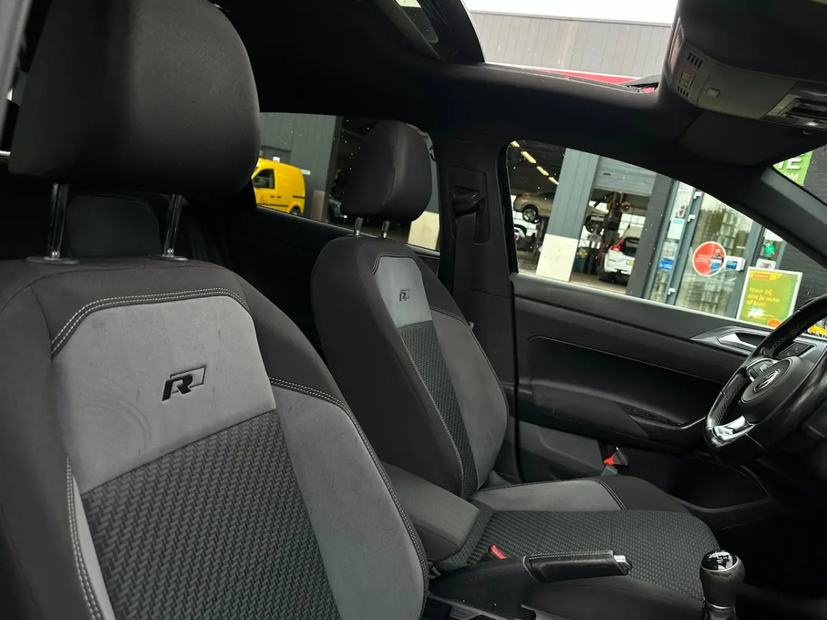 1.0 TSI Highline Business R-LINE/Digital Cockpit/APP-CONNECT/NL-AUTO NAP