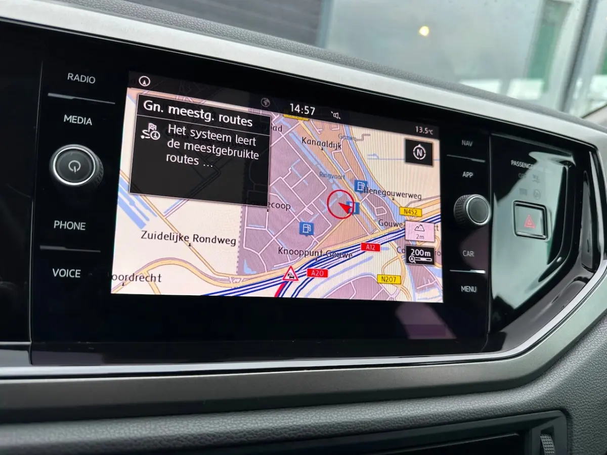 1.0 TSI Comfortline/CAMERA/NAVI/CARPLAY/NETTE STAAT
