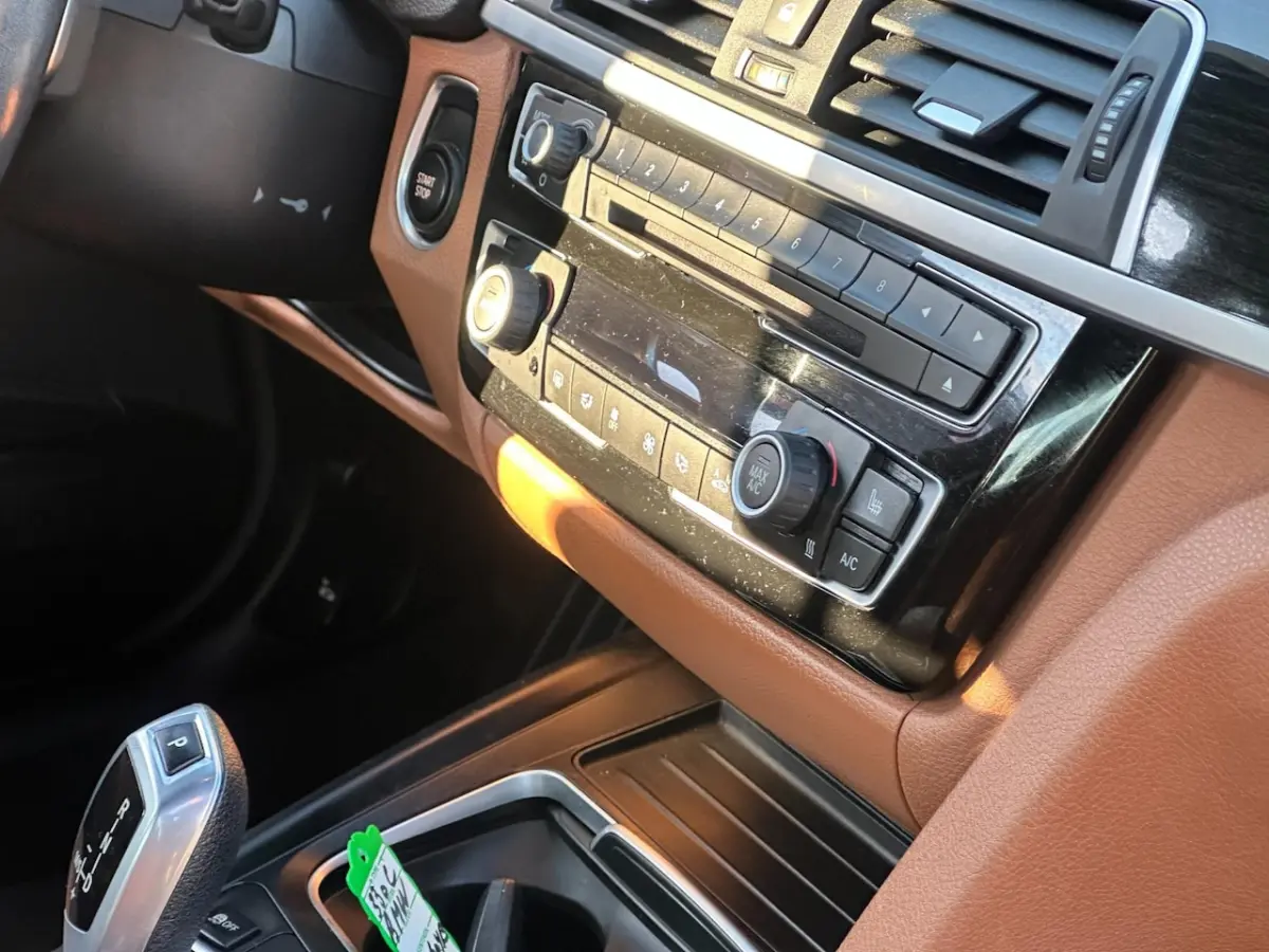330e Centennial High Executive/CAMERA/LEDER/NAVI/NL-AUTO NAP