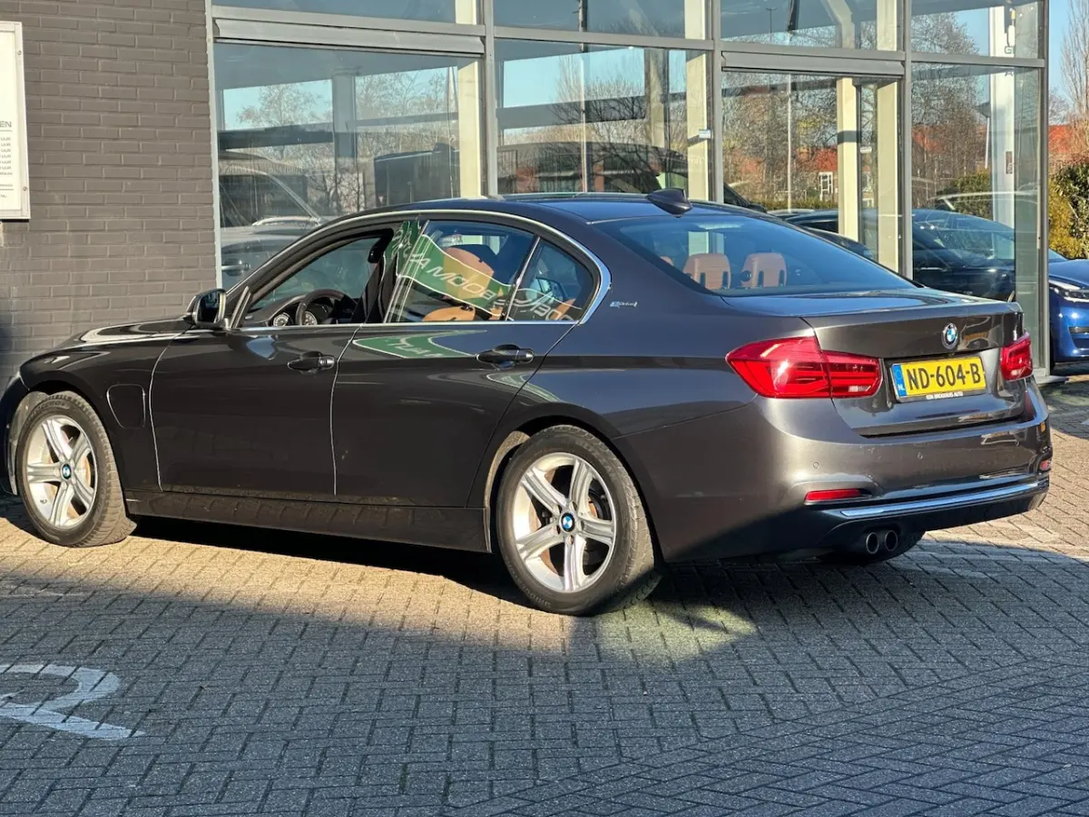 330e Centennial High Executive/CAMERA/LEDER/NAVI/NL-AUTO NAP