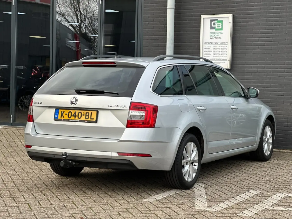 1.0 TSI Greentech Business Edition/1STE EIG/CARPLAY/NL-AUTO NAP