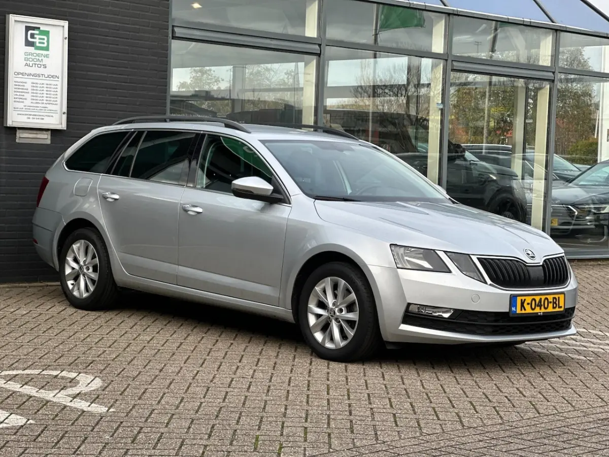 1.0 TSI Greentech Business Edition/1STE EIG/CARPLAY/NL-AUTO NAP
