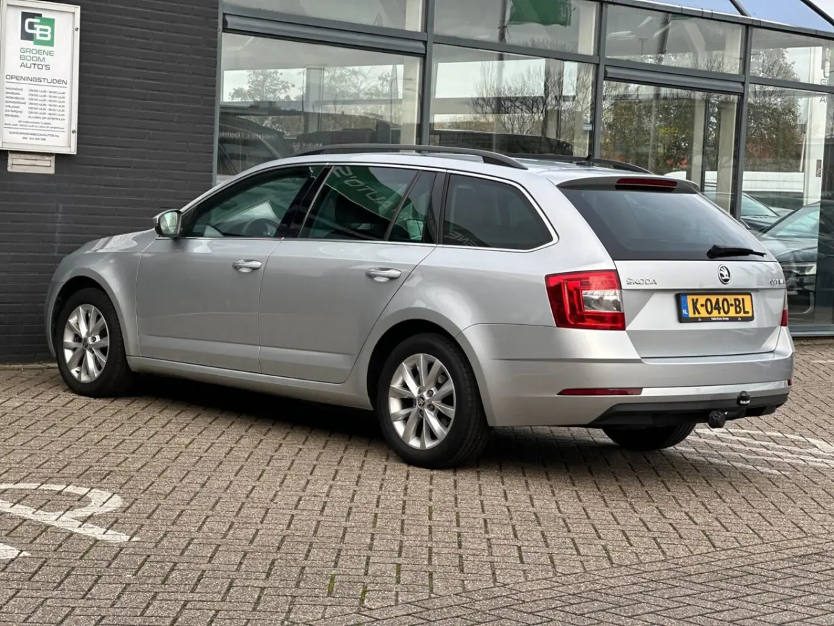 1.0 TSI Greentech Business Edition/1STE EIG/CARPLAY/NL-AUTO NAP