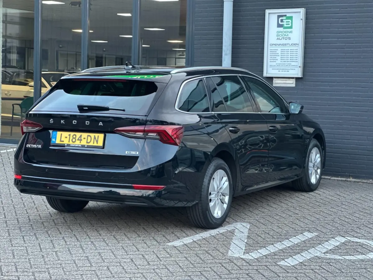 1.0 e-TSI Business Edition/APP-CONNECT/NAVI/NL-AUTO NAP