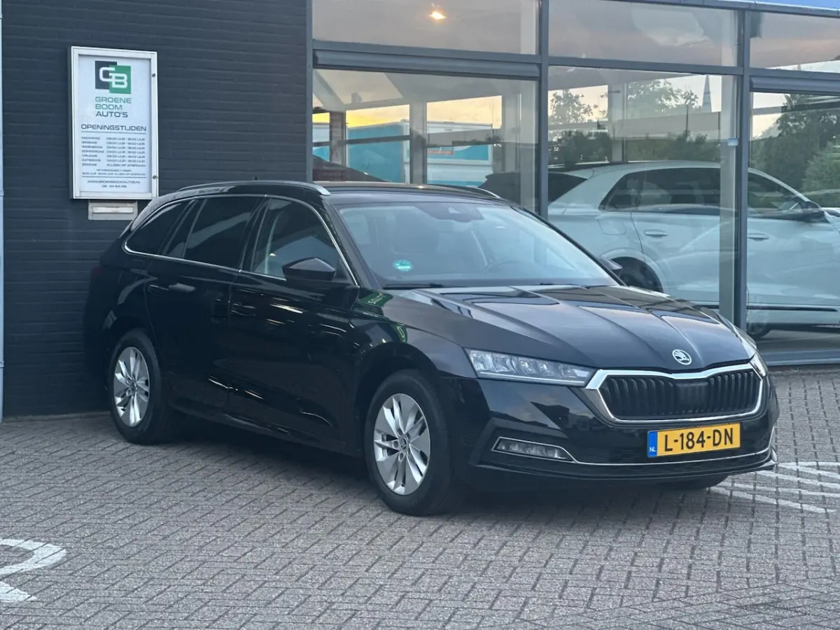 1.0 e-TSI Business Edition/APP-CONNECT/NAVI/NL-AUTO NAP