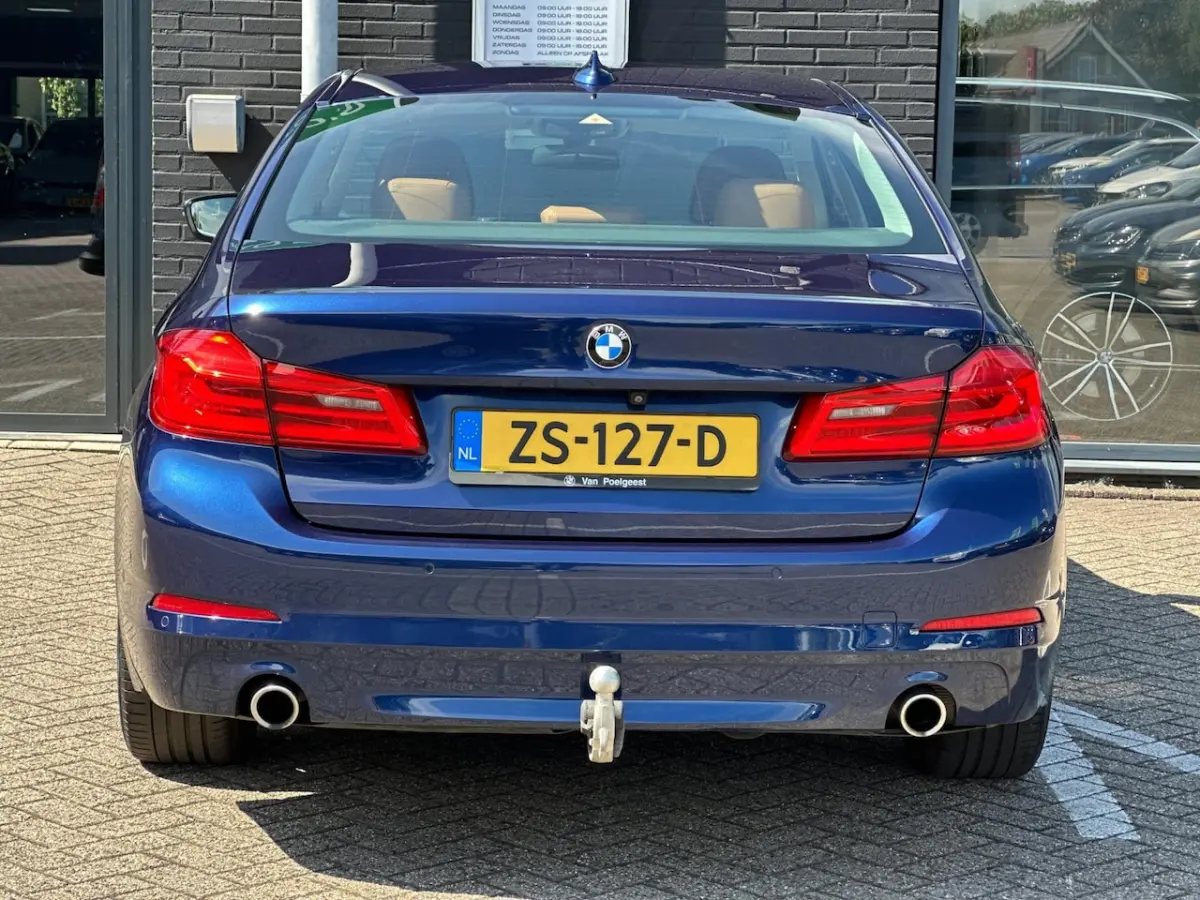 520d High Executive/1STE EIG/NAVI/CAMERA/LEDER/NAVI/NL-AUTO NAP