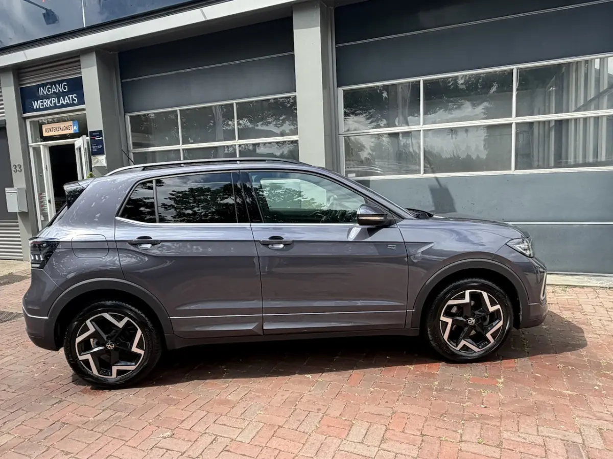 1.5 TSI R-Line Edition AFN. TREKH. - CAMERA - AD. CRUISE 2025 km 23.000