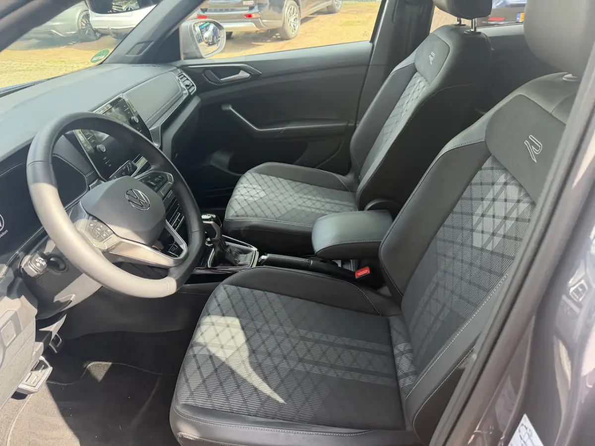 1.5 TSI R-Line Edition AFN. TREKH. - CAMERA - AD. CRUISE 2025 km 23.000