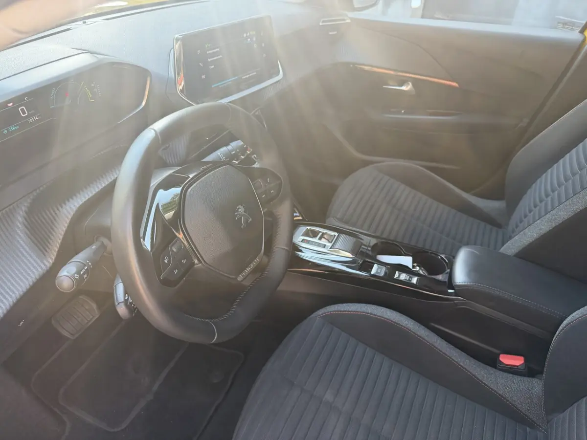 EV Active 50 kWh Automaat Bj 2022 Km 70.000 Dealer onderhouden