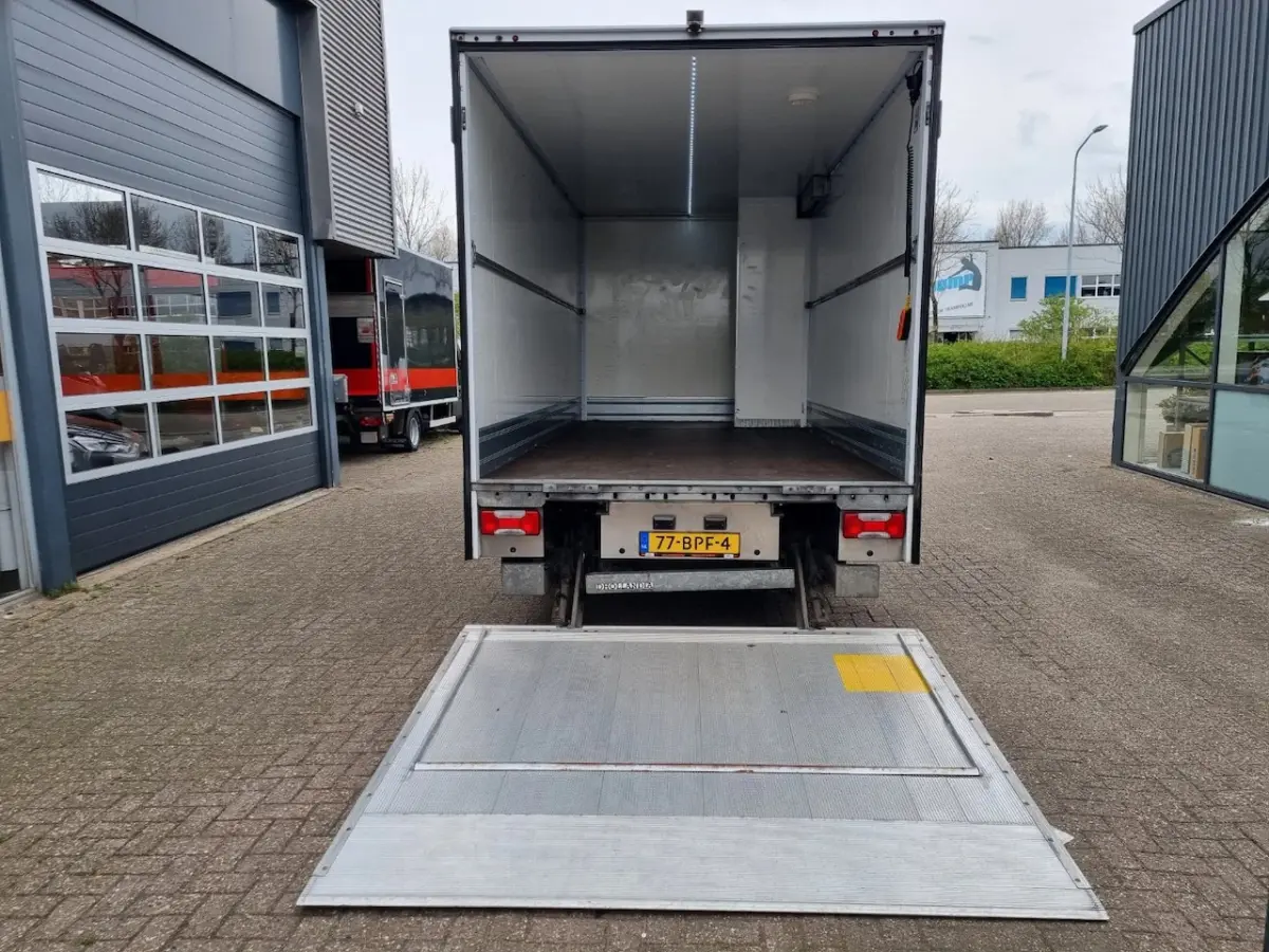 70C18 Koffer 7 TON LBW 1000 Kg Euro 6