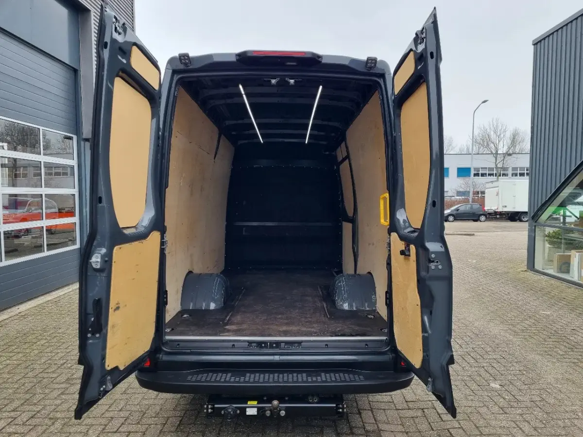 35C18 3.0D L2H2 HI-MATIC EURO 6