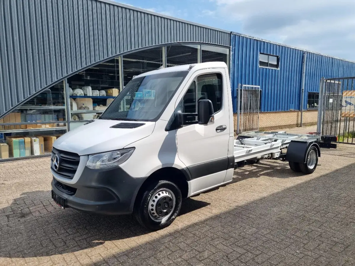 516 CDI Chassis Cabine 4.33 WB GVW 3500 kg Euro 6