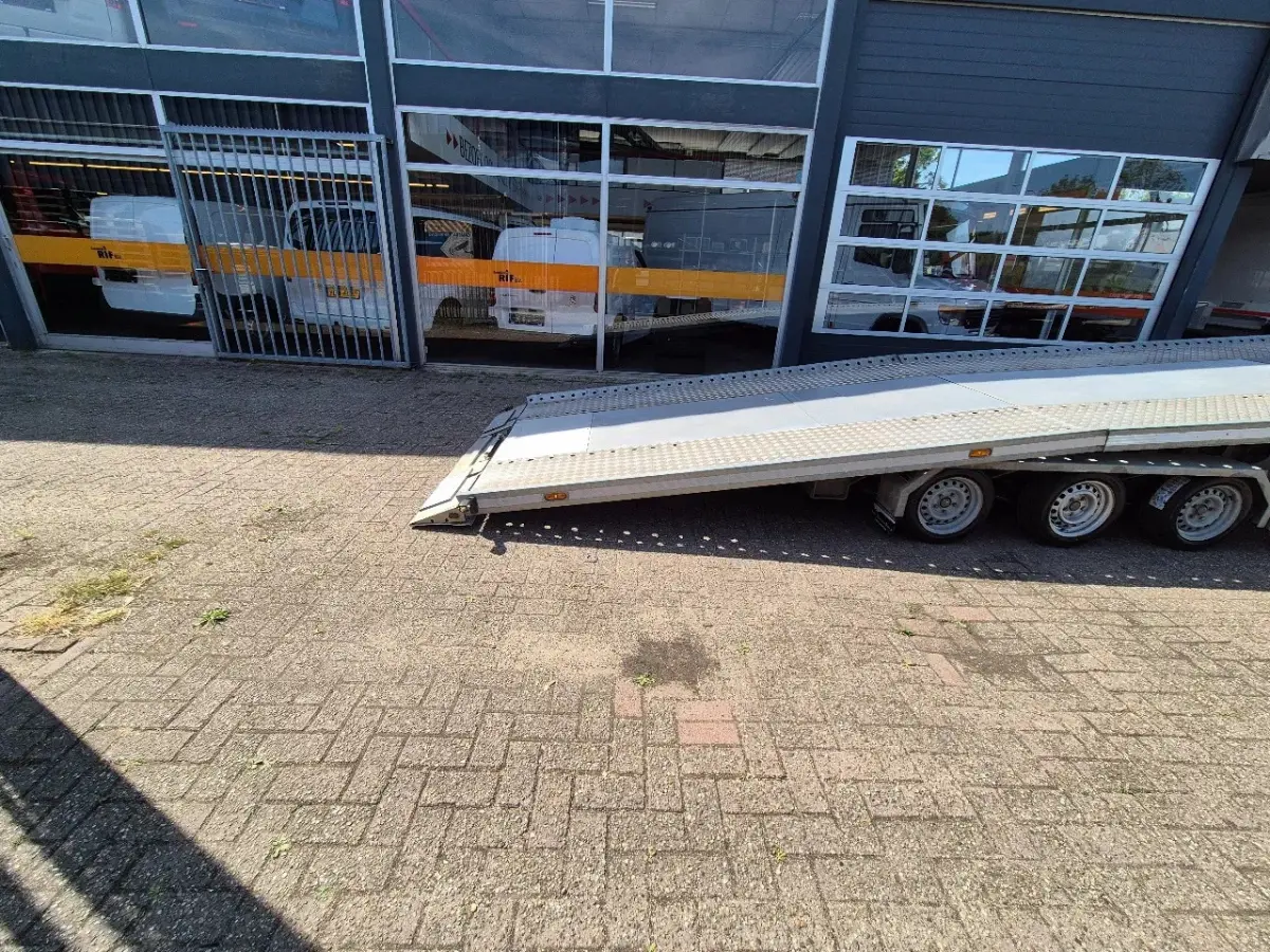 2.0TDI BE Combi/ Autotransporter 10m mit Knicksystem/ Winch