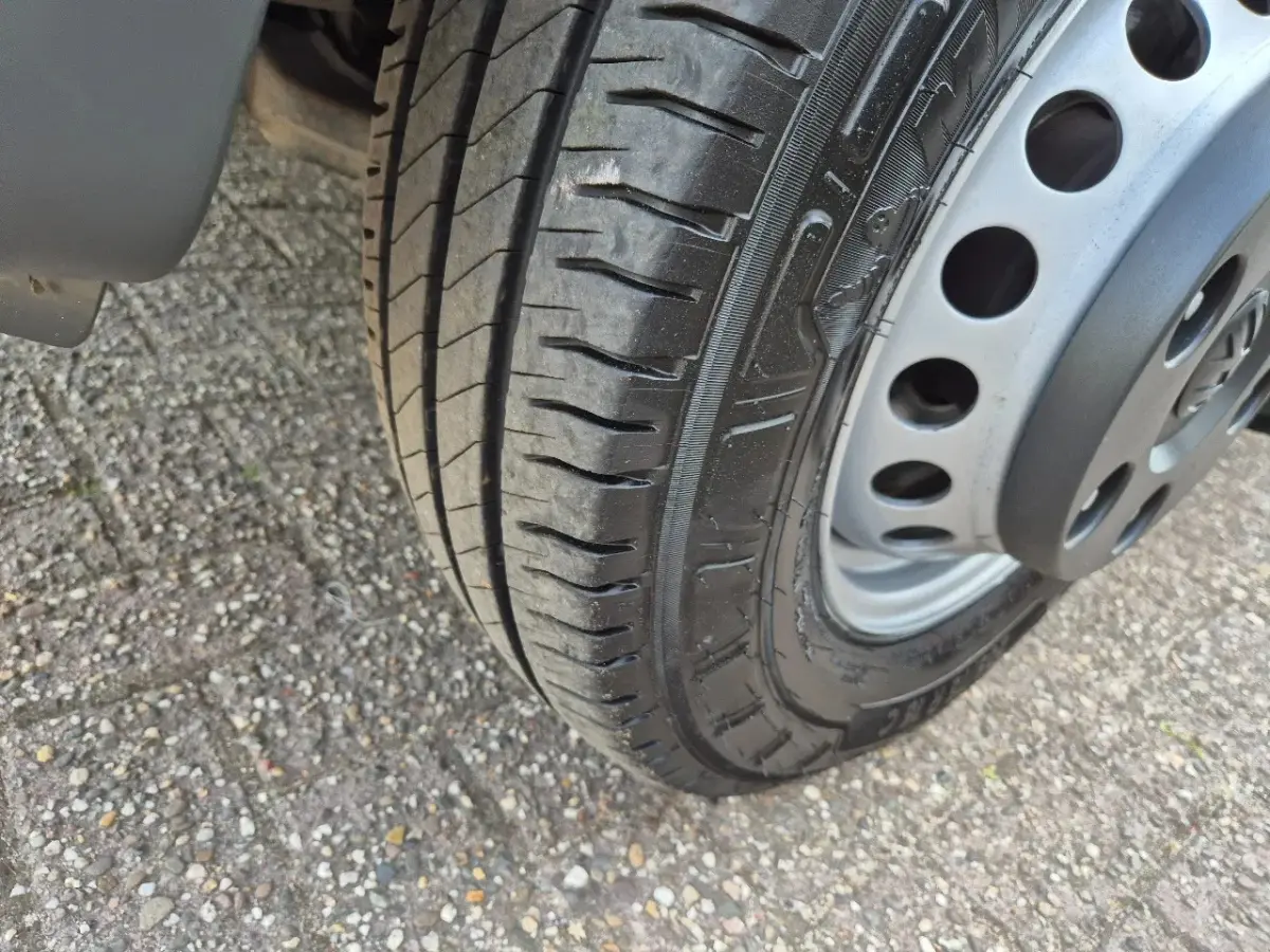 2.0TDI BE Combi/ Autotransporter 10m mit Knicksystem/ Winch