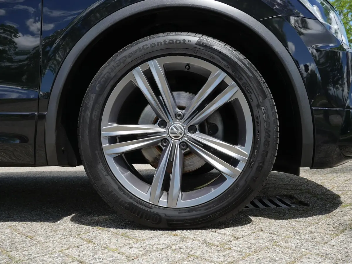 1.4 TSI ACT 150pk R-Line Sport | Panoramadak | Advance | Trekhaak | Winter Pack |